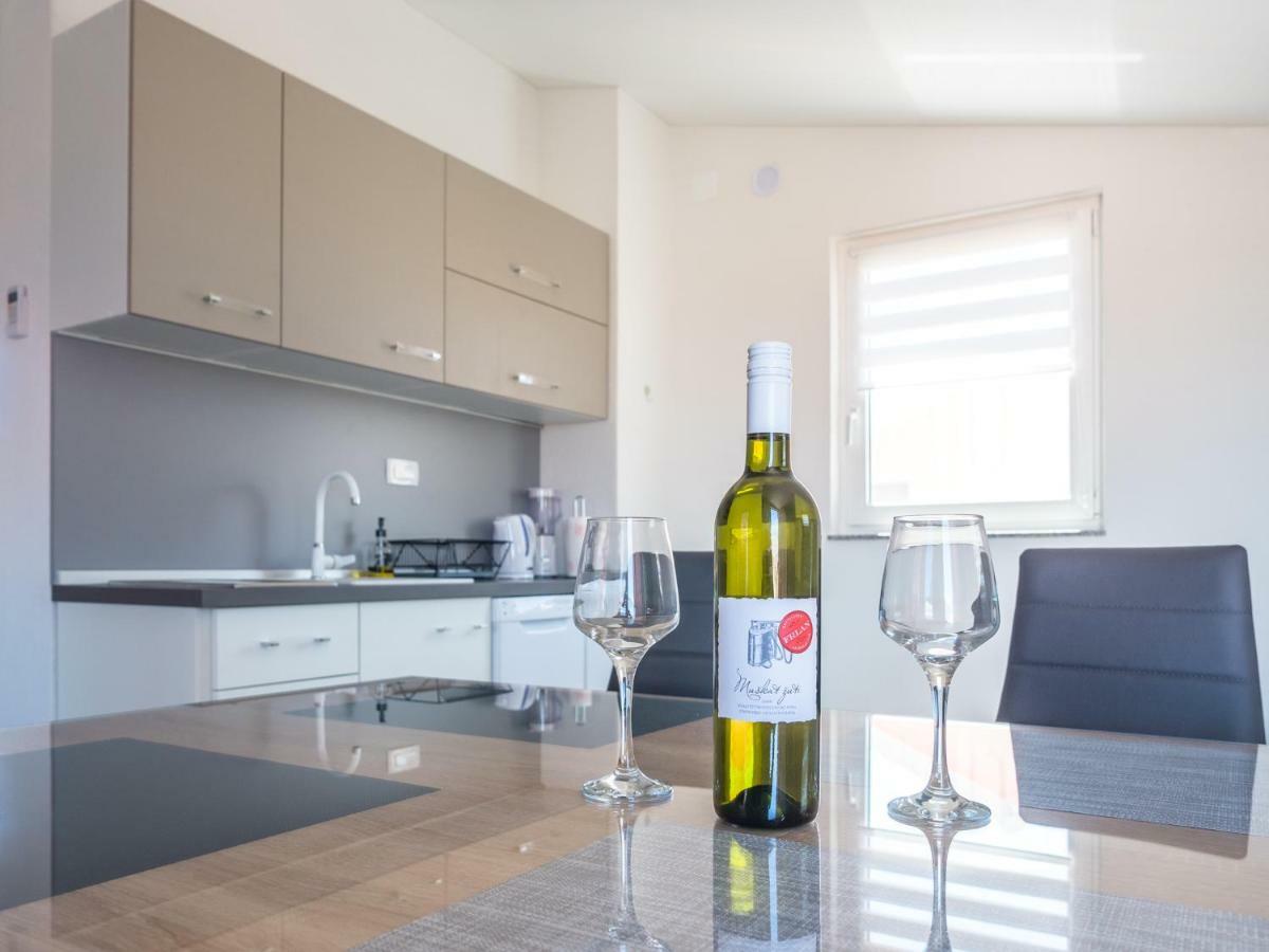 Apartment ˝Soleil˝ Vir Zewnętrze zdjęcie