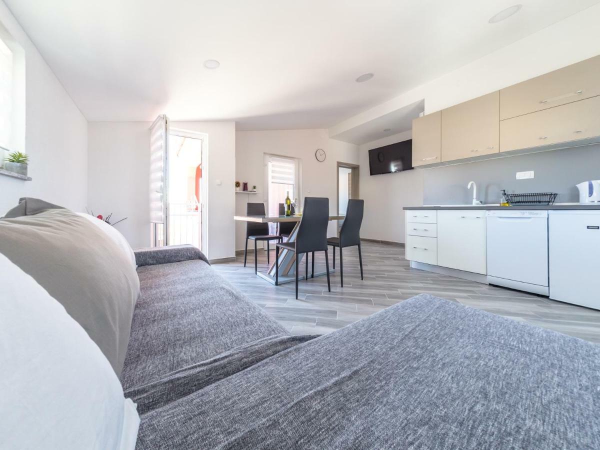 Apartment ˝Soleil˝ Vir Zewnętrze zdjęcie